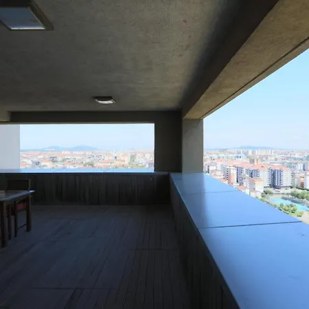 Vibrant Residance Flat With City View In Umraniye